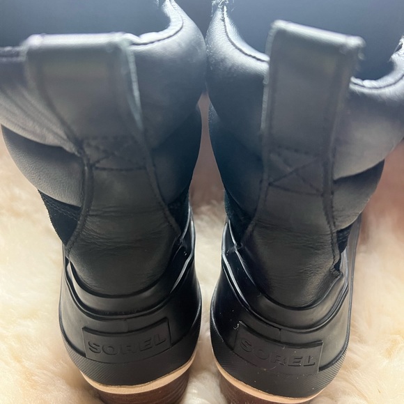 Sorel Black Mini Winter Boots 7.5 - Picture 4 of 5